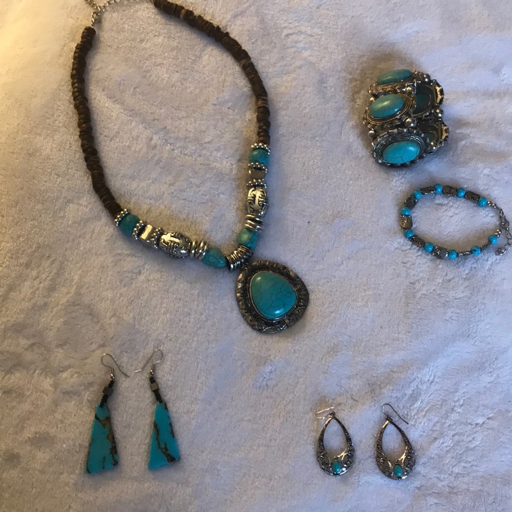 Turquoise jewelry lot